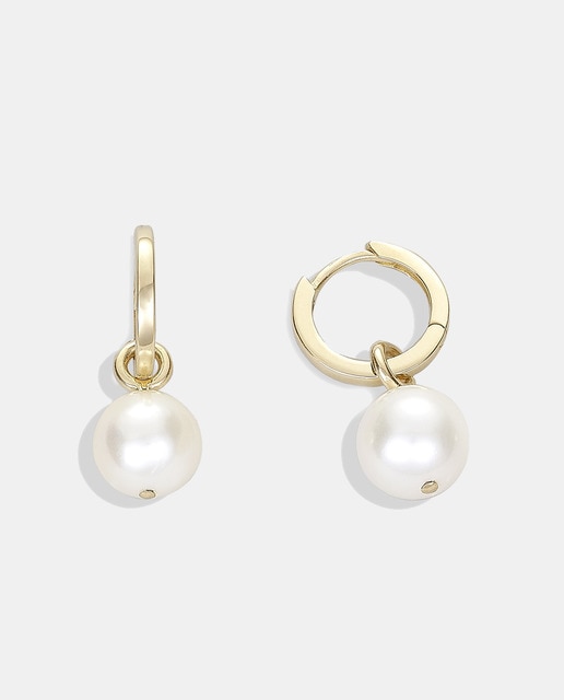 Pendientes de aro de oro, diamantes y perlas