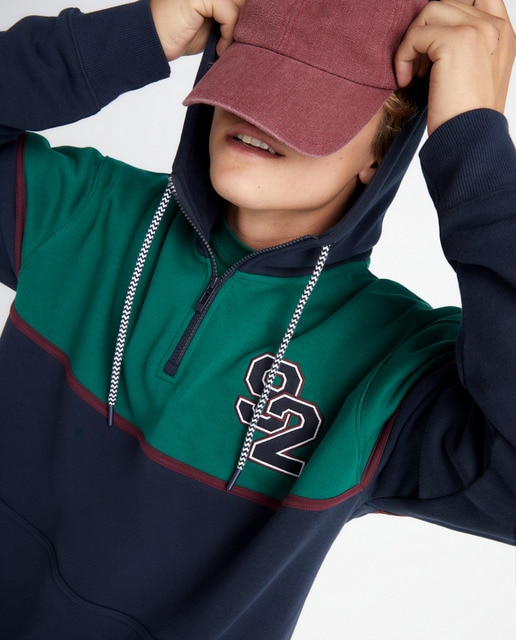 Sudadera con capucha cortes de hombre