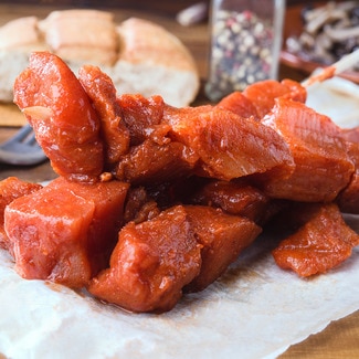 Brocheta de pollo adobada