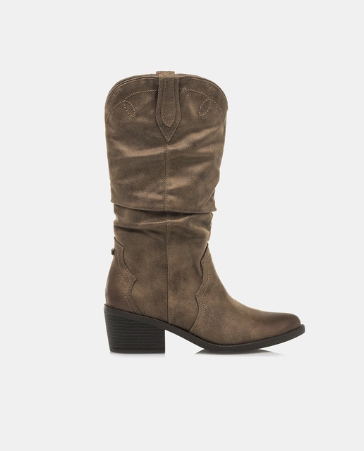 Botas de mujer tipo cowboy con detalles bordados y tacón bloque