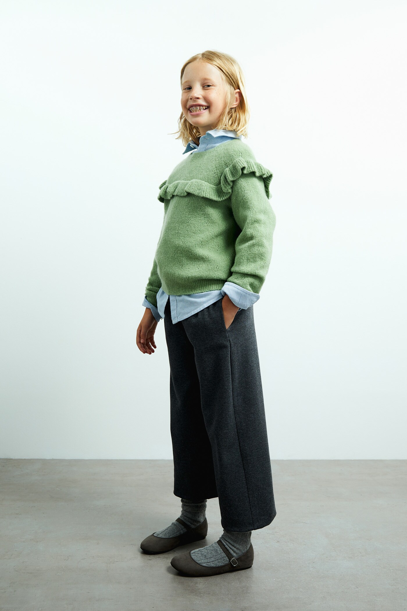 Sfera best sale pantalones niño