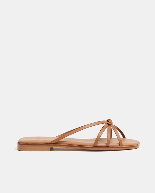 Sandalias planas Mimosa de mujer en piel con tiras finas y nudo