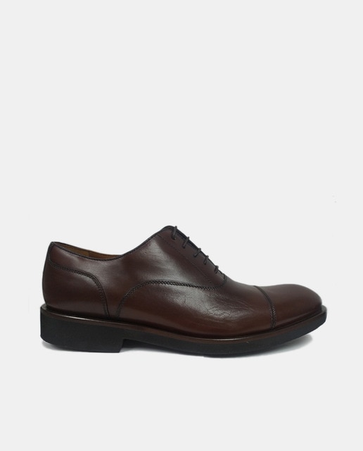Zapatos de cordones de hombre en piel con puntera recta