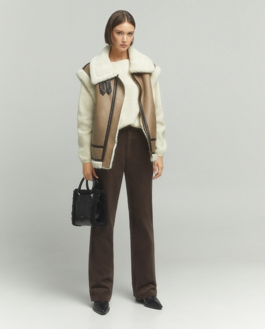 Pantalón de mujer en pana
