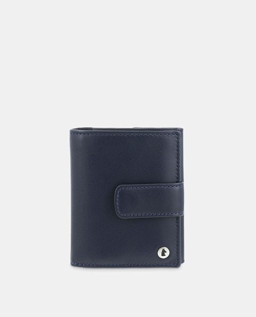 Cartera de piel en azul con logo metálico