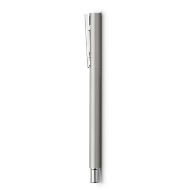 Estilográfica Neo Slim punto M Faber-Castell acero mate.