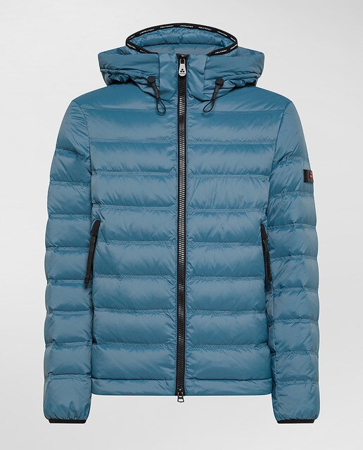 Chaqueta de hombre con cremallera, dos bolsillos y capucha