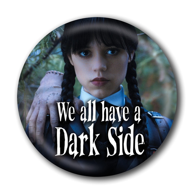 Chapa Dark Side Miercoles Pyramid.