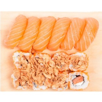 SUSHISPOT Tohoku Tray nigiris y uramakis de salmón con queso crema, cebolla crispy y masago naranja bandeja 14 piezas