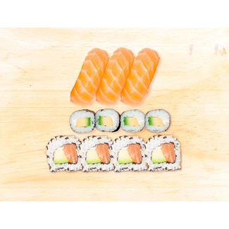 SUSHISPOT Shira box sushi variado bandeja 11 piezas + 2 sobres de salsa de soja