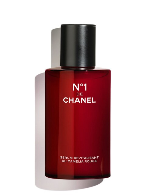 CHANEL – Alisa y Aporta Luminosidad para Una Piel Que Parece Más Joven.