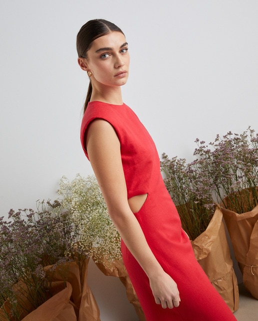 Vestido de punto cut out en cintura
