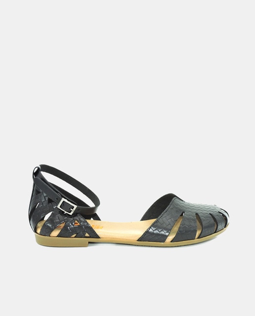 Zapatos planos de mujer en piel con pulsera al tobillo