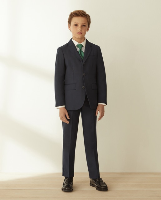 Traje de niño en color azul marino