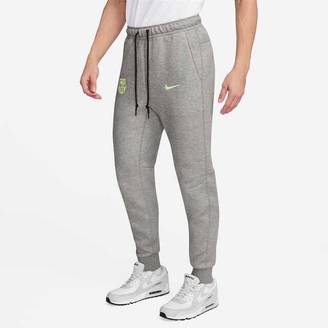 Oferta de El Corte Ingles ES - pantalón en Undealed España
