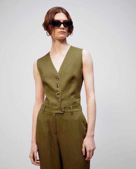 Chaleco liso traje de mujer