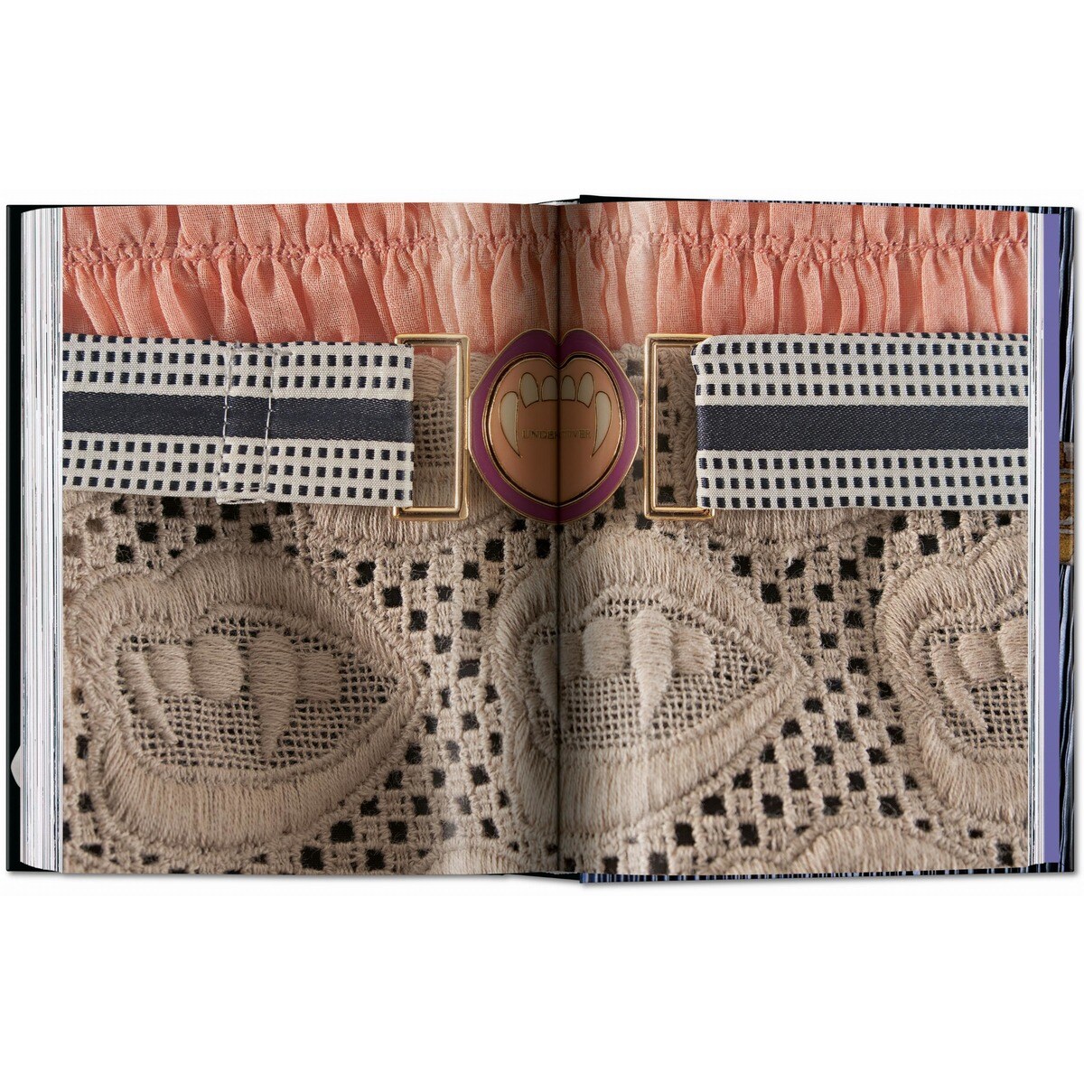 Fashion Designers A&Z. 45th Ed. (Capa dura) 4