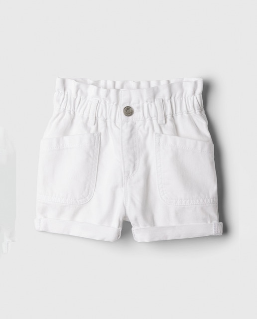 Short vaquero de niña con bajo vuelto