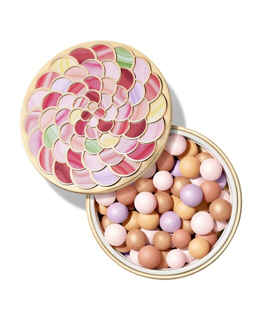 Guerlain – Perlas de polvos reveladoras de la luz Météorites Guerlain.