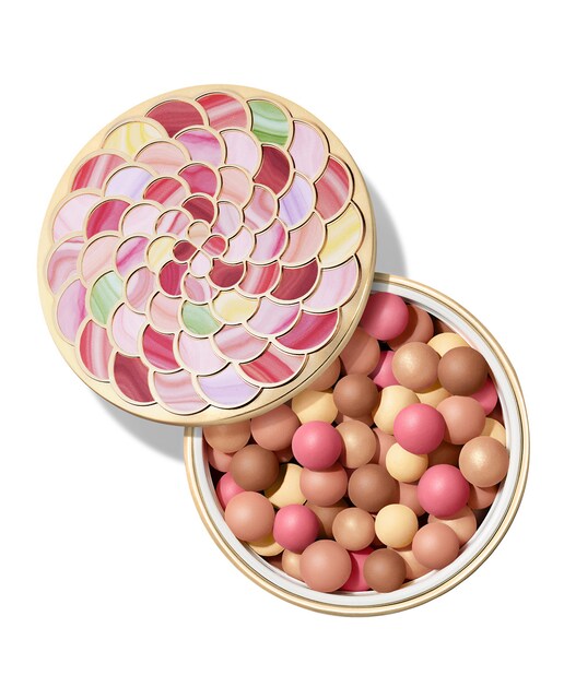 Guerlain – Perlas de polvos reveladoras de la luz Météorites Guerlain.