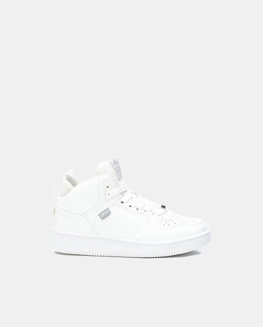 Zapatillas de niños en blanco altas tipo basket con logotipo lateral y cordones