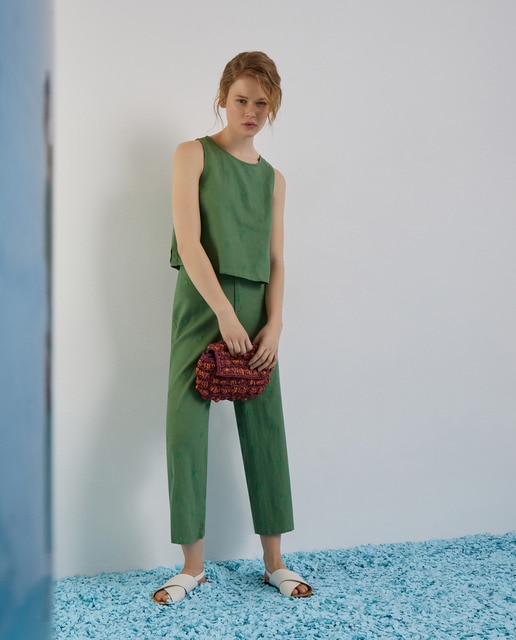 Pantalón de mujer de lino bordado