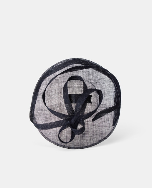 Tout en Tete - Tocado con adorno triple lazo.