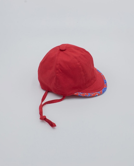 Gorra roja paisley