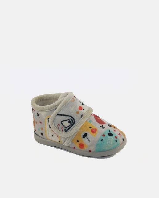 Zapatillas de casa de bebé con estampado de osos.