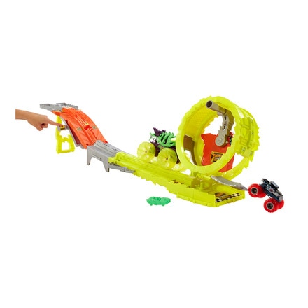 Pista Charge & Chase Challenge Monster Trucks 