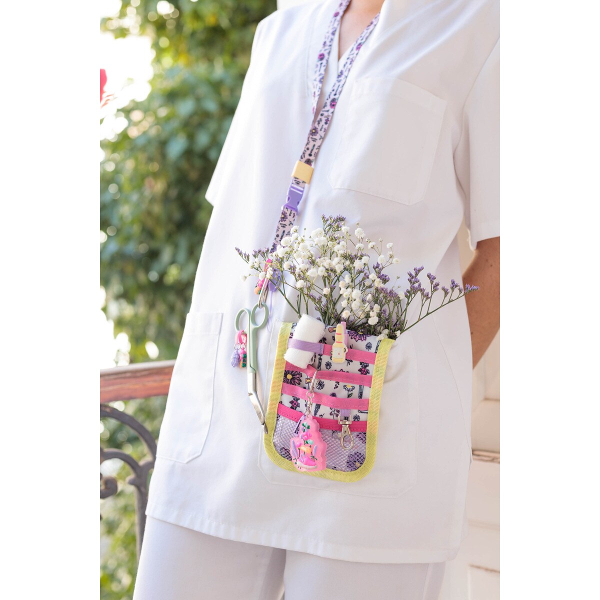 Organizador de bolso em forma de flor Nurse in Need 5