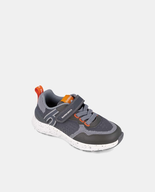 Zapatillas deportivas de niño con rejilla