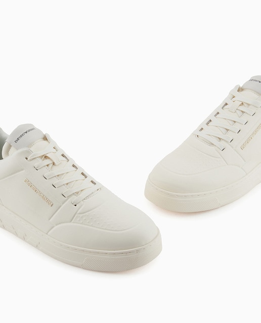 Zapatilla deportiva de hombre en piel ultra ligera