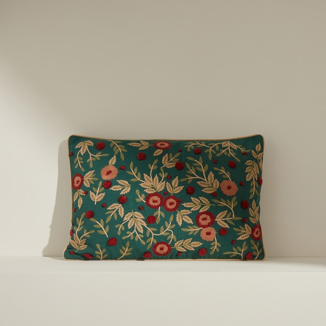 Cojín decorativo rectangular bordado Flolky El Corte Inglés