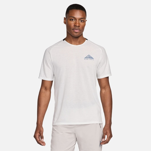 Oferta de El Corte Ingles ES - camiseta en Undealed España