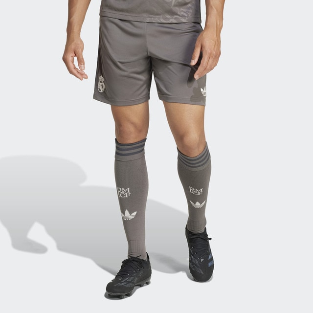 Oferta de El Corte Ingles ES - pantalón en Undealed España