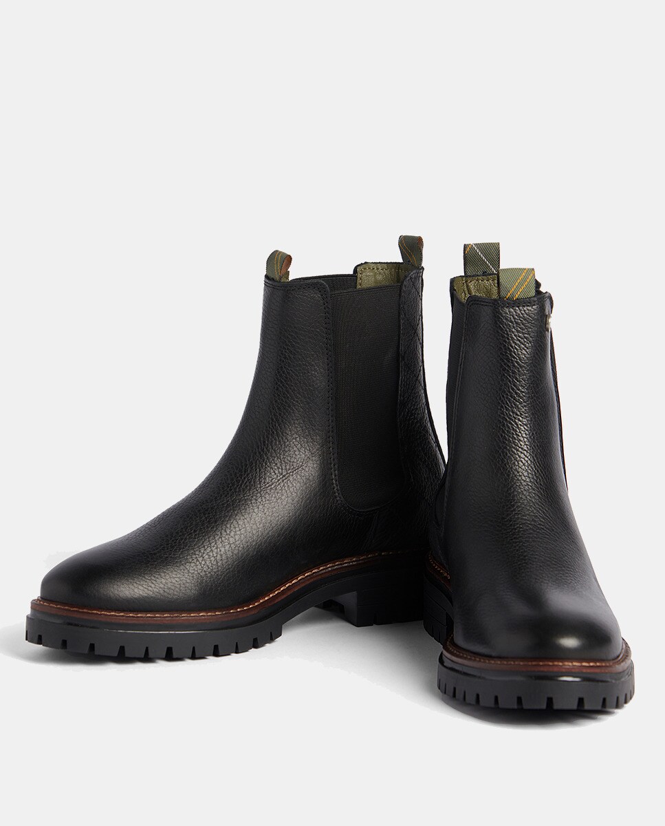 Botins Rasos Chelsea em Pele Preto-5