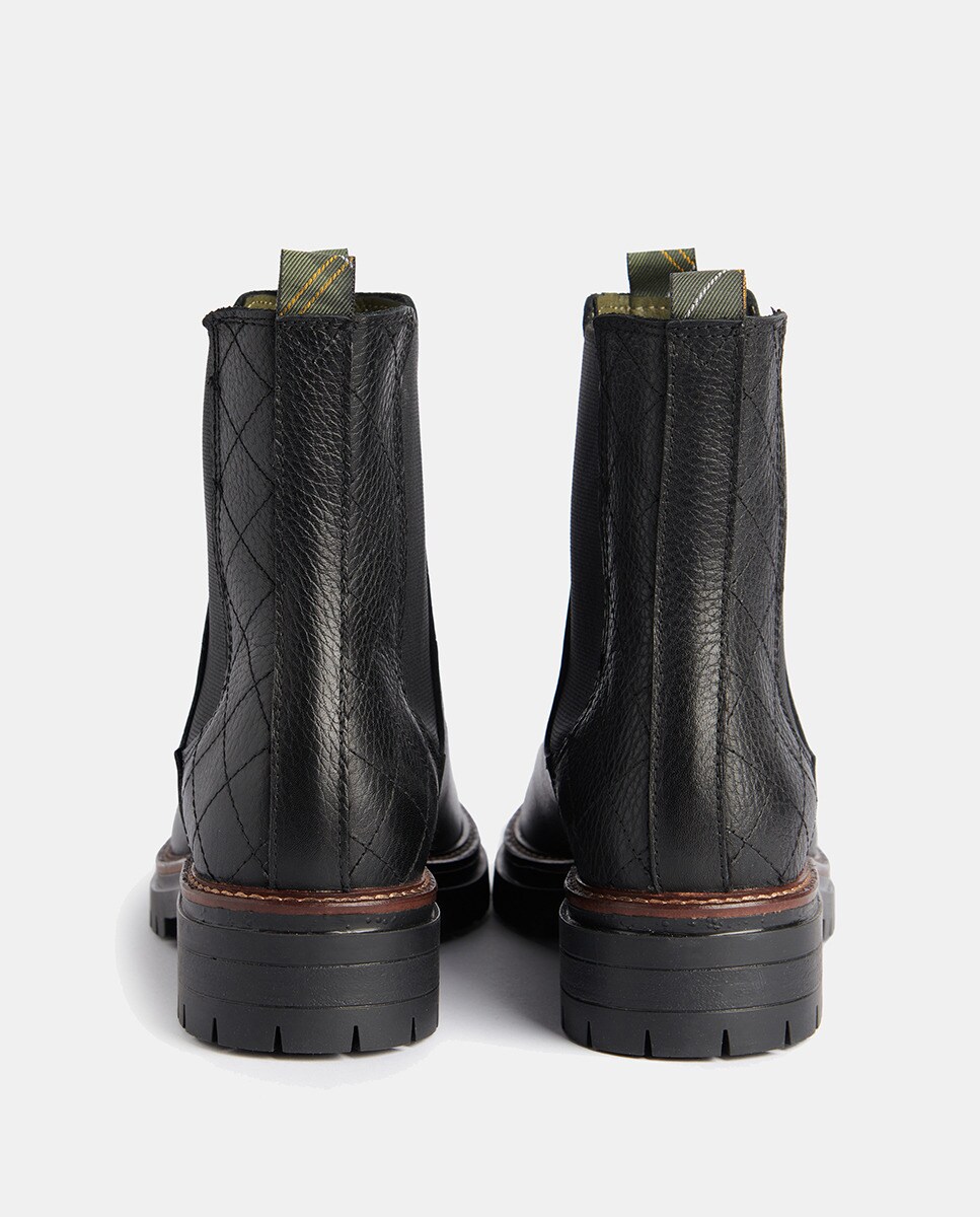 Botins Rasos Chelsea em Pele Preto-2