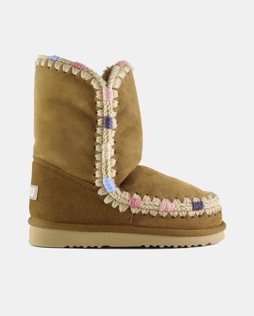 Botas de mujer en serraje y tira de ganchillo a contraste