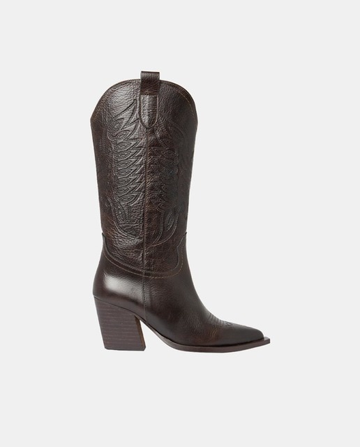 Botas de mujer tipo cowboy en piel con caña grabada y tacón bloque