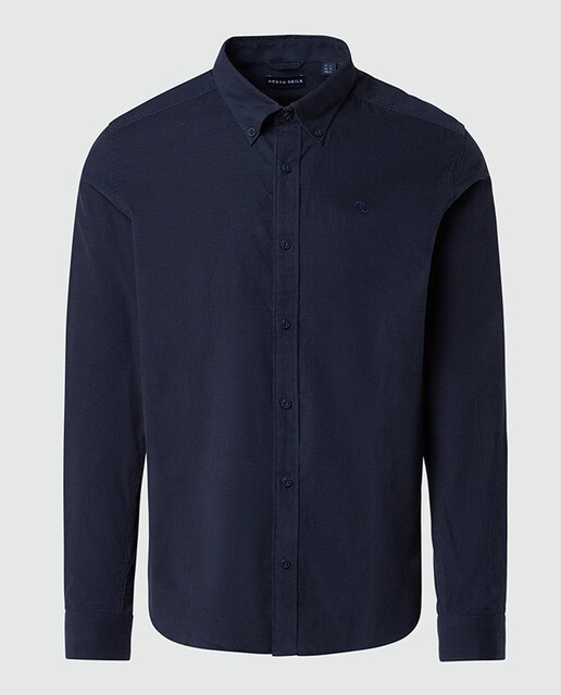 Camisa de micropana con botón en cuello de hombre