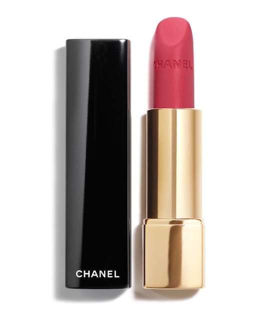 CHANEL – Rouge Allure Velvet La Barra De Labios Aterciopelada Luminosa.