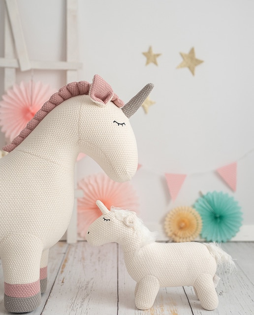 Lámina infantil familia unicornios blanco