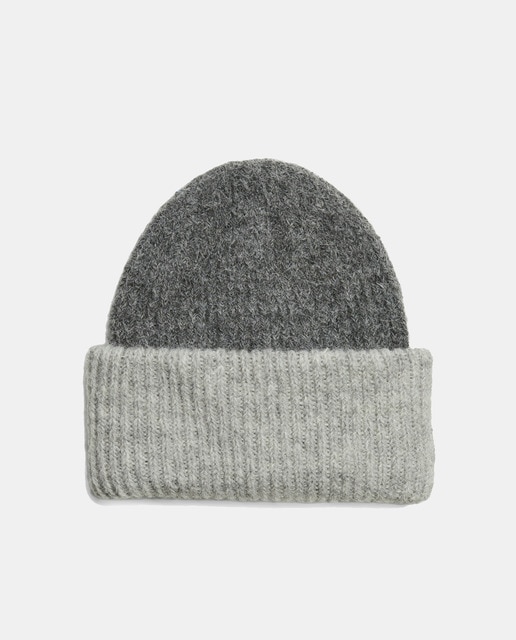 Gorro beanie de punto