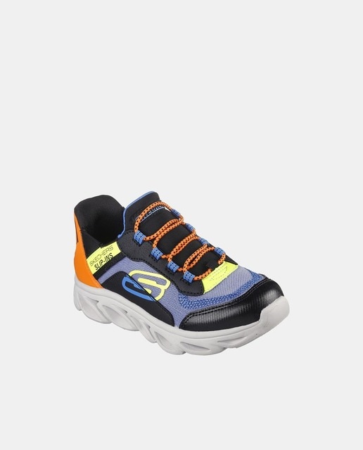 Zapatillas de niño en negro bajas tipo running slip-on con detalles multicolor y cordones elásticos