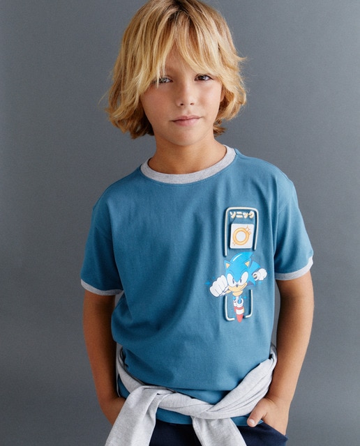 Camiseta de niño con manga corta y estampado Sonic