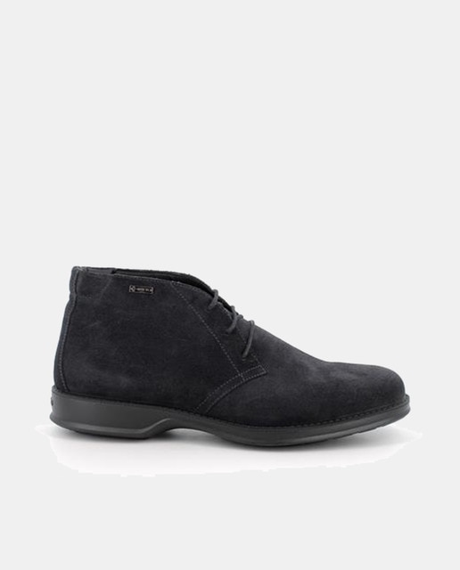 Botines de hombre en ante con forro goretex
