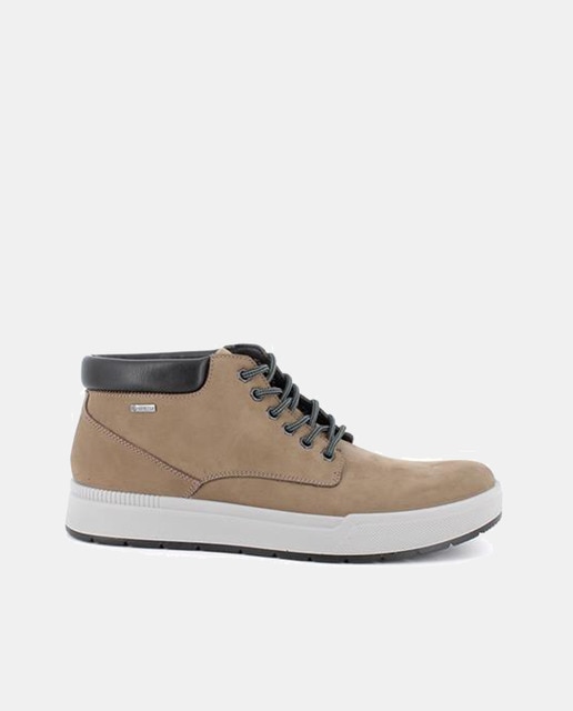 Botines de hombre en nobuck con forro goretex