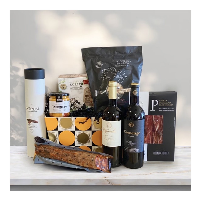 Selección especial con embutido ibérico, queso y vino