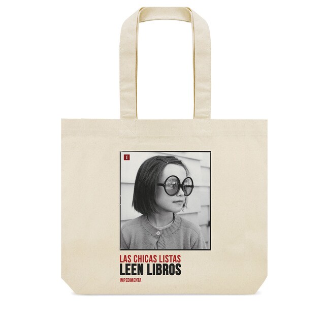 BOLSA DE TELA 'LAS CHICAS LISTAS LEEN LIBROS'